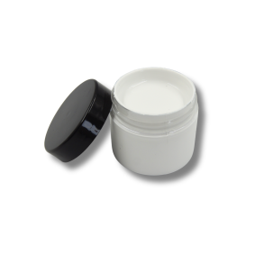B�l� barva na korek - vzorek 50 ml
