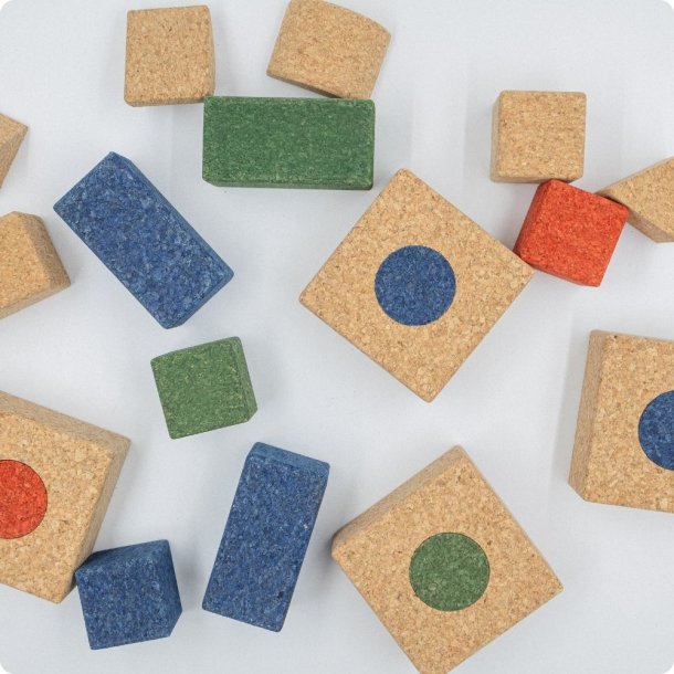 Speelgoed voor kinderen van natuurlijke kurk