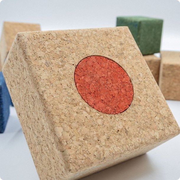 Speelgoed voor kinderen van natuurlijke kurk