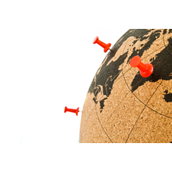 Kleiner schwarzer Kork Globus 14cm - ideal fr einen begeisterten Weltenbummler!