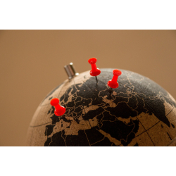 Kleiner schwarzer Kork Globus 14cm - ideal fr einen begeisterten Weltenbummler!