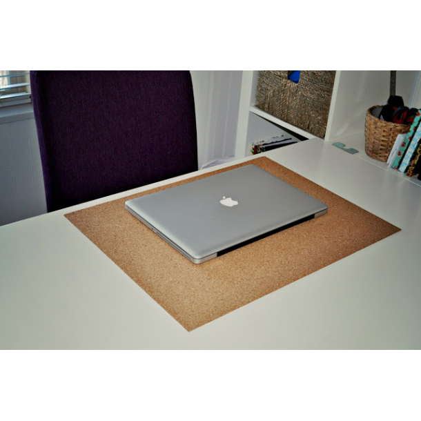 Panneau liege autocollant  grains grossiers 10x640x950mm (pour l'isolation) - BESTSELLER!