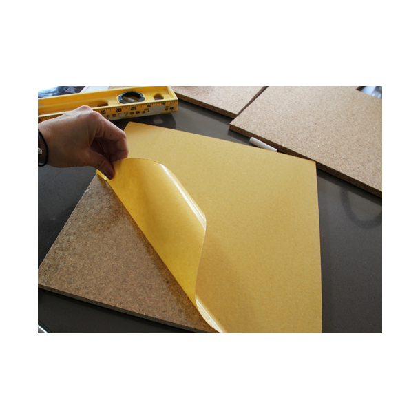 Panneau liege autocollant  grains grossiers 10x640x950mm (pour l'isolation) - BESTSELLER!