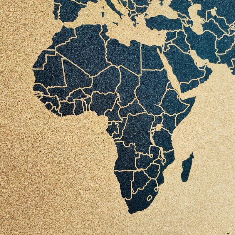 Bacheca in sughero con mappa del mondo 60x90cm nero - BESTSELLER! - Mappamondo  sughero (cartina mondo sughero) & Globi di sughero - Esperti di sughero  naturale!