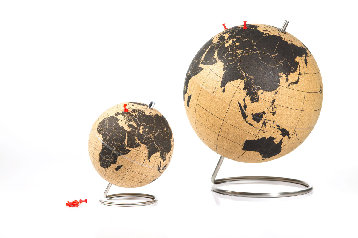 betyder Net sammensatte Stor sort kork globus 25 cm - perfekt til en ægte globetrotter! - Kork  verdenskort & kork globus - Naturkork eksperter!